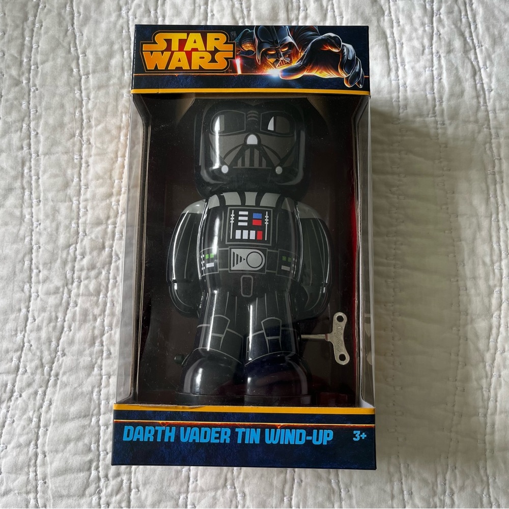 Dearth Vader Tin Wind-Up - NIB